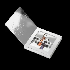 Voor Haar | Perfume Lounge CODE travel holder + Legal & Illegal - eau de parfum