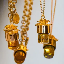 Voor Haar | Christophe Laudamiel | Perfume Lounge fallintostars - necklace medium
