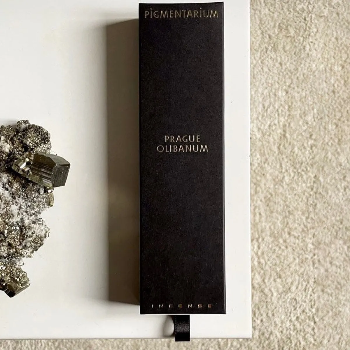 Voor Haar | Voor Hem | Perfume Lounge Prague Olibanum - wierook